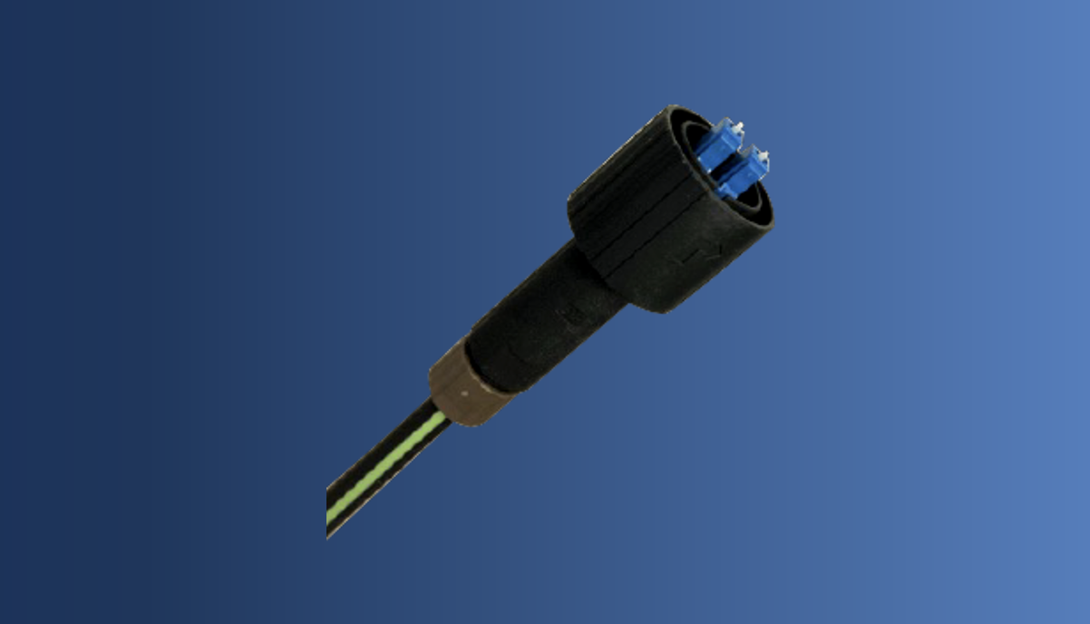 防鼠対応型防水コネクタ付 細径光ケーブル